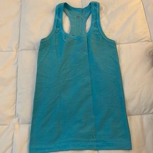 Lululemon tank top